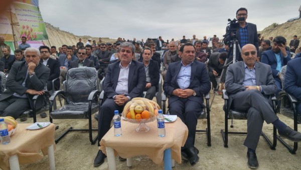 آیین کلنگزنی جاده ارتباطی بیبی حکیمه (س) به منطقه نفتخیز گُره در گچساران آیین کلنگزنی جاده ارتباطی بیبی حکیمه (س) به منطقه نفتخیز گُره در گچساران