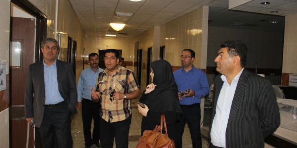 بازدید غلامرضا تاجگردون از بیمارستان در حال تجهیز بیبی حکیمه گچساران بازدید غلامرضا تاجگردون از بیمارستان در حال تجهیز بیبی حکیمه گچساران