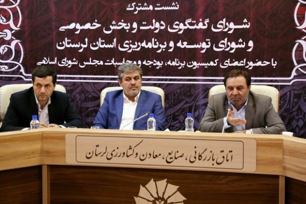 تاجگردون: دولت در تخصیص منابع استانی تخلف کرده است تاجگردون: دولت در تخصیص منابع استانی تخلف کرده است