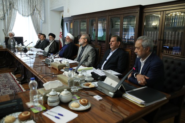 حضور تاجگردون در جلسه شورای عالی هماهنگی اقتصادی با حضور سران سه قوه حضور تاجگردون در جلسه شورای عالی هماهنگی اقتصادی با حضور سران سه قوه