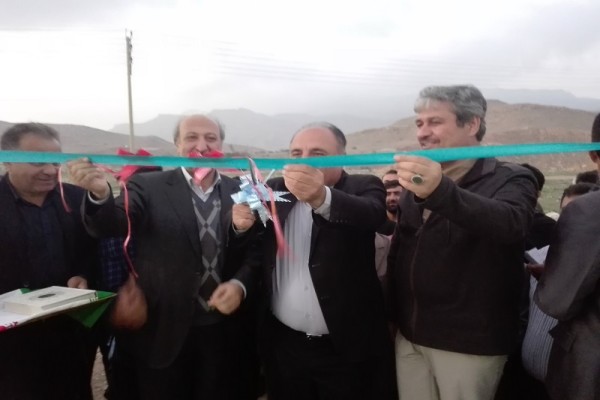 احداث ۴۰ زمین چمن مصنوعی در روستاهای گچساران و باشت احداث ۴۰ زمین چمن مصنوعی در روستاهای گچساران و باشت