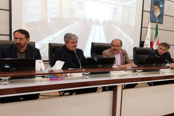 شبهای زنده دوگنبدان با اجرای برنامههای فرهنگی در خیابان بلادیان شبهای زنده دوگنبدان با اجرای برنامههای فرهنگی در خیابان بلادیان