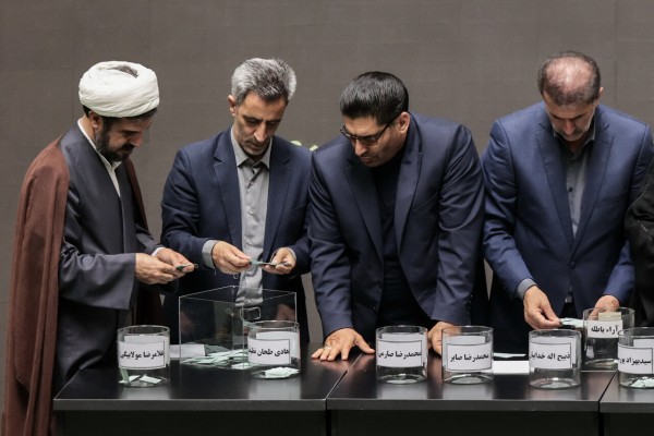 گزارش تصویری صحن علنی 25 تیرماه مجلس شورای اسلامی