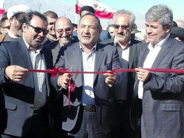 بهرهبرداری از طرح آبیاری نوین در دشت امامزاده جعفر با حضور تاجگردون بهرهبرداری از طرح آبیاری نوین در دشت امامزاده جعفر با حضور تاجگردون