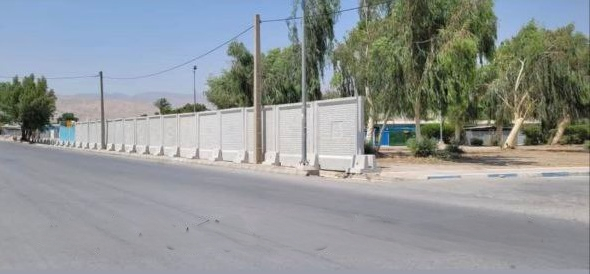 خون کسی تو اين شهر رنگین تر نیست!