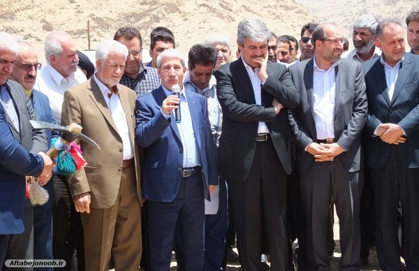 کلنگ‌زنی کارخانه و مجتمع فرآوری گیاهان دارویی گچساران با حضور تاجگردون و مسئولان ملی و استانی