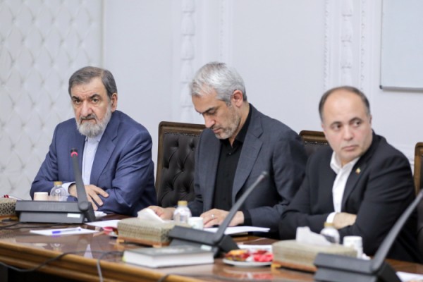  حضور تاجگردون در جلسه شورای‌عالی هماهنگی اقتصادی سران قوا