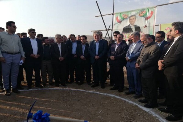 تاجگردون در آئین کلنگزنی مجتمع پزشکان باشت: زیرساختهای درمانی، حق مردم است نه امتیاز تاجگردون در آئین کلنگزنی مجتمع پزشکان باشت: زیرساختهای درمانی، حق مردم است نه امتیاز