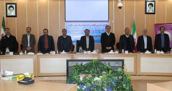 حضور تاجگردون در نشست با اعضای هیأت‌های نظارت بر انتخابات شوراهای اسلامی شهر و روستا در استان