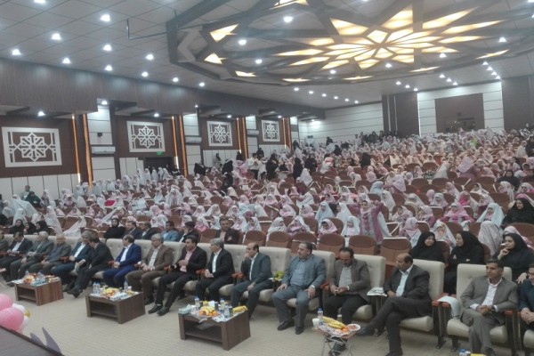 جشن تکلیف یک هزار و 100 دانشآموز دختر در گچساران برگزار شد جشن تکلیف یک هزار و 100 دانشآموز دختر در گچساران برگزار شد