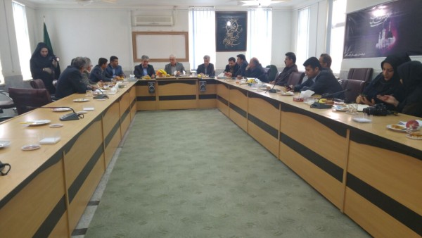 نشست بررسی طرح‌های عمرانی ورزشی شهرستان گچساران با حضور تاجگردون برگزار شد