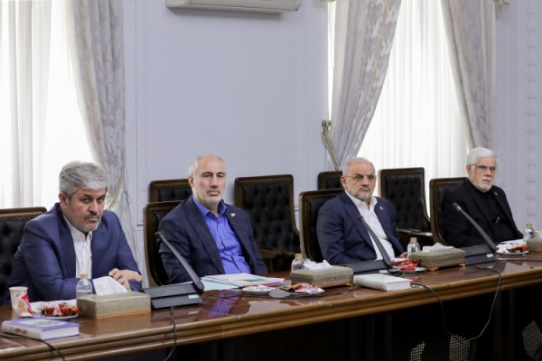  حضور تاجگردون در جلسه شورای‌عالی هماهنگی اقتصادی سران قوا