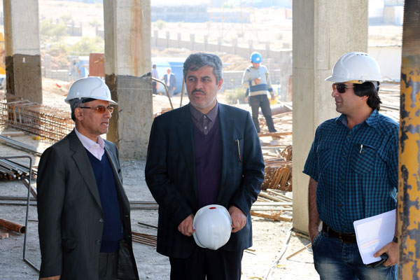 بازدید تاجگردون از پروژه بیمارستان نرگسی دوگنبدان؛ تخصیص 60 میلیارد ریال اعتبار در سال جاری بازدید تاجگردون از پروژه بیمارستان نرگسی دوگنبدان؛ تخصیص 60 میلیارد ریال اعتبار در سال جاری