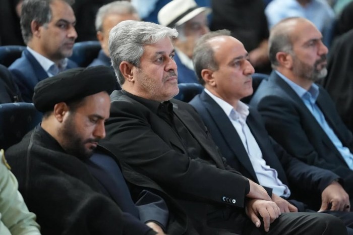 غلامرضا تاجگردون در اختتامیه سوگواره ملی نذر نگاه: اربعین یک رویداد تمدنساز در تاریخ معاصر غلامرضا تاجگردون در اختتامیه سوگواره ملی نذر نگاه: اربعین یک رویداد تمدنساز در تاریخ معاصر