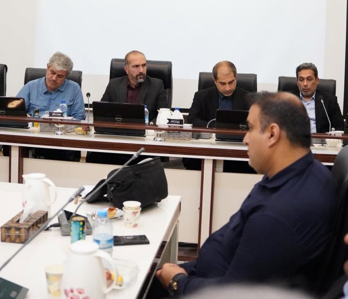 پاسخ تاجگردون به نبض بازار گچساران؛ از پیگیری اصلاح قوانین تا یک دستور کار کلیدی: «شرکتهای بزرگ باید خریدهایشان را از بازار شهرستان انجام دهند» پاسخ تاجگردون به نبض بازار گچساران؛ از پیگیری اصلاح قوانین تا یک دستور کار کلیدی: «شرکتهای بزرگ باید خریدهایشان را از بازار شهرستان انجام دهند»