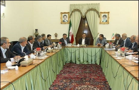 نشست اسحاق جهانگیری با رئیس و اعضای کمیسیون برنامه و بودجه مجلس