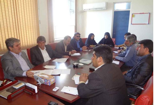 نشست تاجگردون با اعضای شورای اسلامی شهر باشت