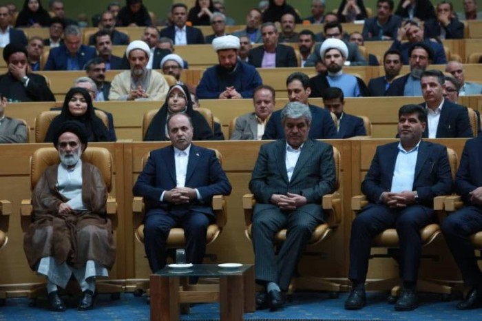 تاجگردون در آیین آغاز سال زراعی: مدیریت منابع و چابکی در ساختار جهاد کشاورزی، کلید عبور از بحران است تاجگردون در آیین آغاز سال زراعی: مدیریت منابع و چابکی در ساختار جهاد کشاورزی، کلید عبور از بحران است