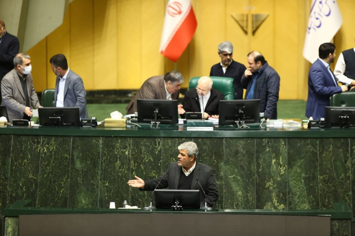 دفاع تاجگردون از لایحه الزامات بودجه: نباید اجازه دهیم قوام اداری کشور آسیب ببیند دفاع تاجگردون از لایحه الزامات بودجه: نباید اجازه دهیم قوام اداری کشور آسیب ببیند