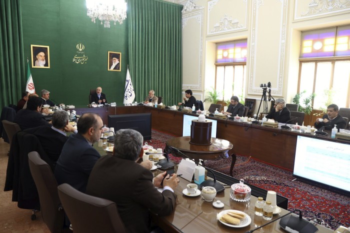 بودجه ۱۴۰۵؛ آزمون جدی دولت و مجلس برای مهار تورم / پلکانی کردن مالیات‌ها برای کاهش فشار معیشتی