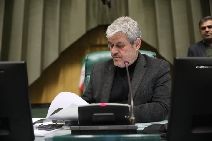 پیشنهاد سه‌گانه تاجگردون به رئیس‌جمهور برای اصلاح قانون برنامه هفتم