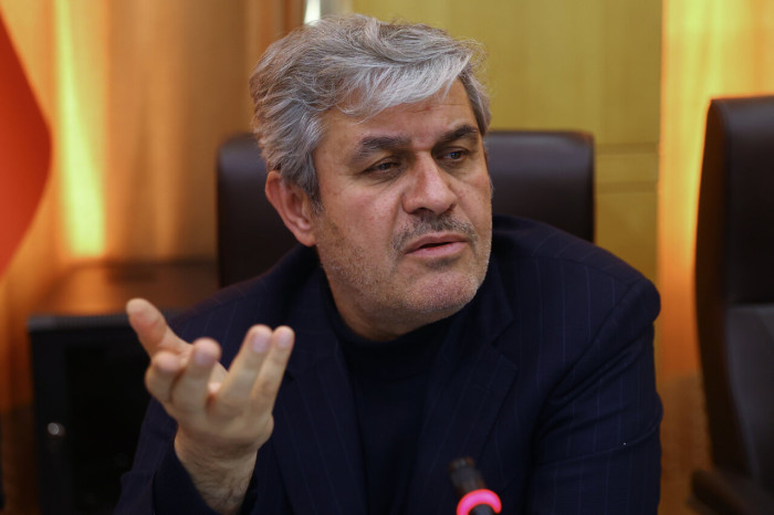 تاجگردون در نشست با سرپرست وزارت دفاع: مجلس در تأمین الزامات دفاعی و ارتقای معیشت نیروهای مسلح کنار دولت است تاجگردون در نشست با سرپرست وزارت دفاع: مجلس در تأمین الزامات دفاعی و ارتقای معیشت نیروهای مسلح کنار دولت است
