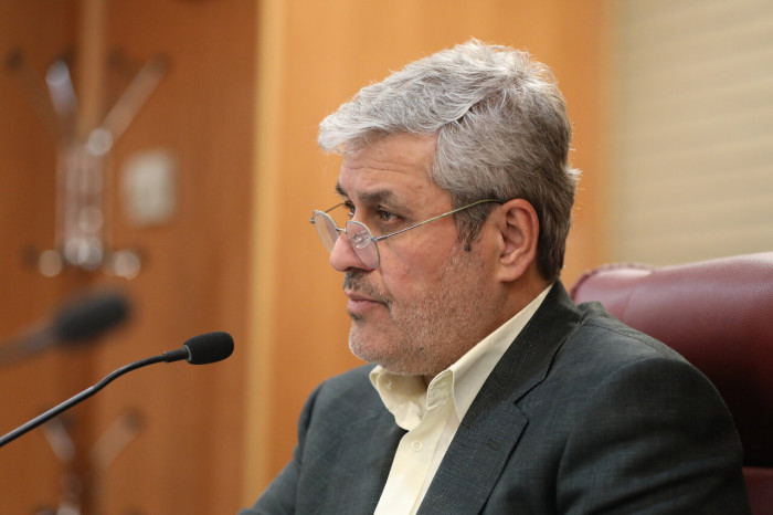 تاجگردون پیگیر رفع محدودیت سقف حقوق کارکنان صنعت نفت شد