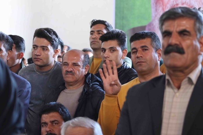 همایش ایل بزرگ عالیشاهی در حمایت از تاج‌گردون