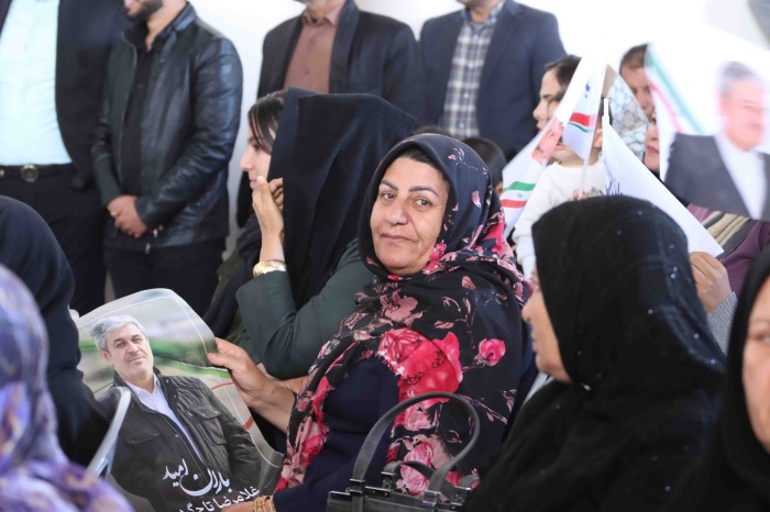 همایش ایل بزرگ عالیشاهی در حمایت از تاج‌گردون