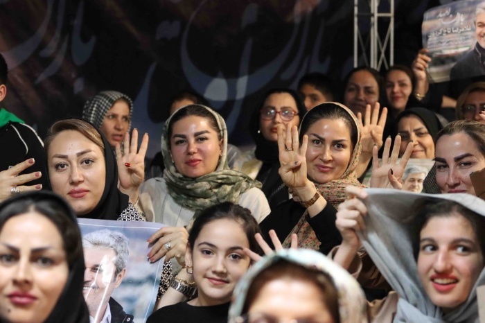 همایش انتخاباتی بانوان با حضور تاج‌گردون