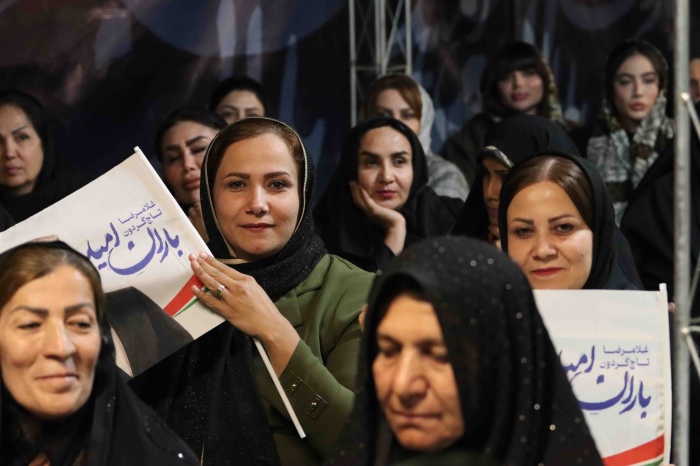 همایش انتخاباتی بانوان با حضور تاج‌گردون