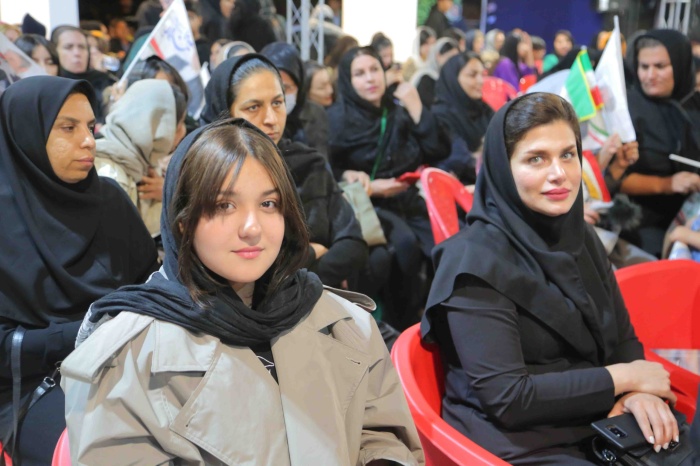 همایش انتخاباتی بانوان با حضور تاج‌گردون