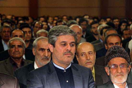 غلامرضا تاجگردون با اهالی روستای شادگان دیدار کرد