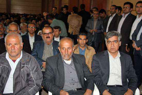 غلامرضا تاجگردون با اهالی روستای شادگان دیدار کرد