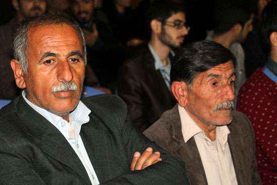 غلامرضا تاجگردون با اهالی روستای شادگان دیدار کرد