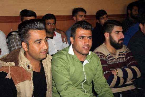 غلامرضا تاجگردون با اهالی روستای شادگان دیدار کرد