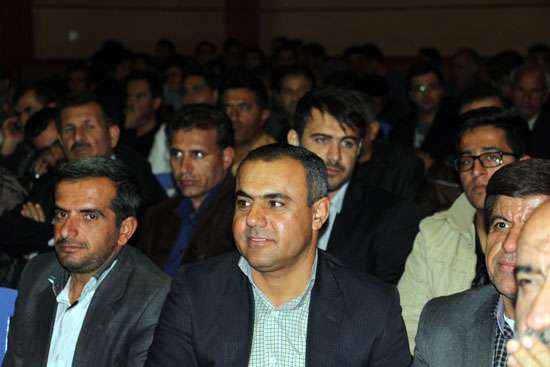 غلامرضا تاجگردون با اهالی روستای شادگان دیدار کرد