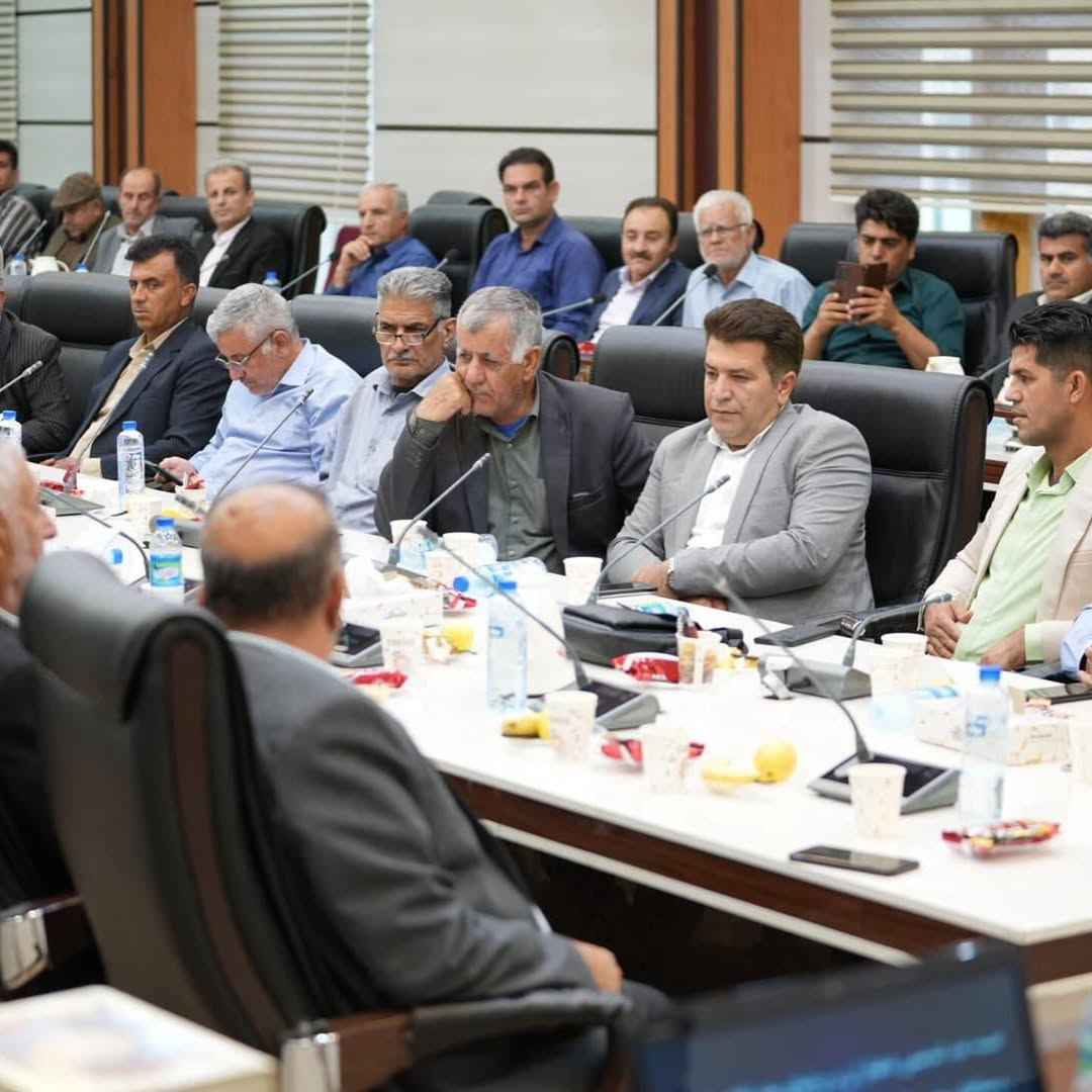 گزارش تصویری جلسات تاجگردون با دهیاران و شوراهای گچساران و باشت به منظور هماهنگی برای پروژه‌های بزرگ