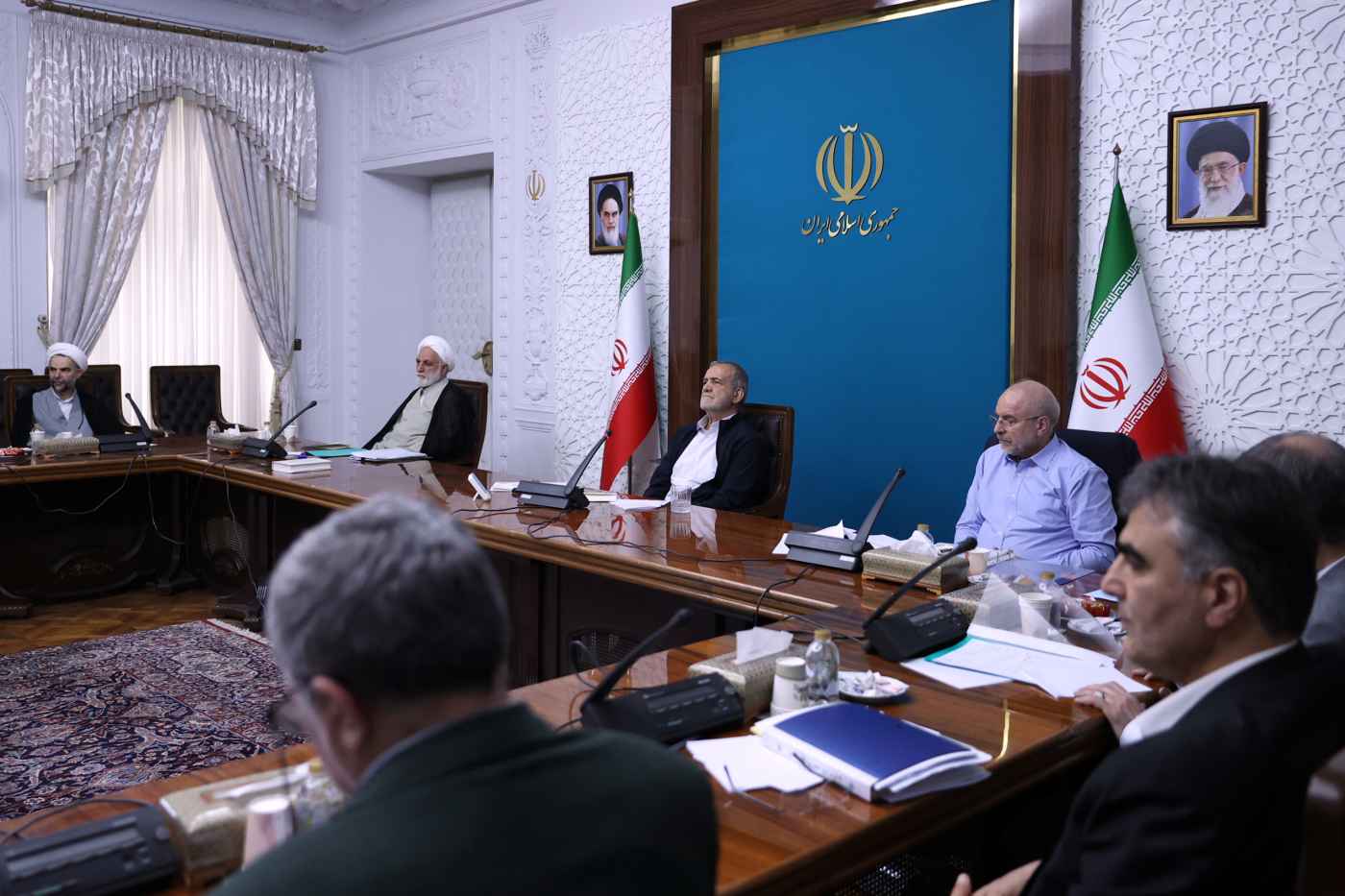 گزارش تصویری جلسه شورای‌عالی هماهنگی اقتصادی سران قوا مورخ شنبه 3 خرداد 1404