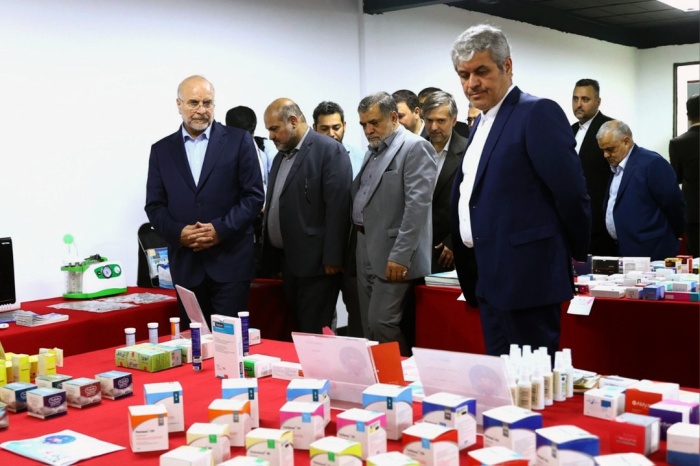 بازدید هیأت پارلمانی ایران از نمایشگاه دستاوردهای فناوری جمهوری اسلامی در کاراکاس