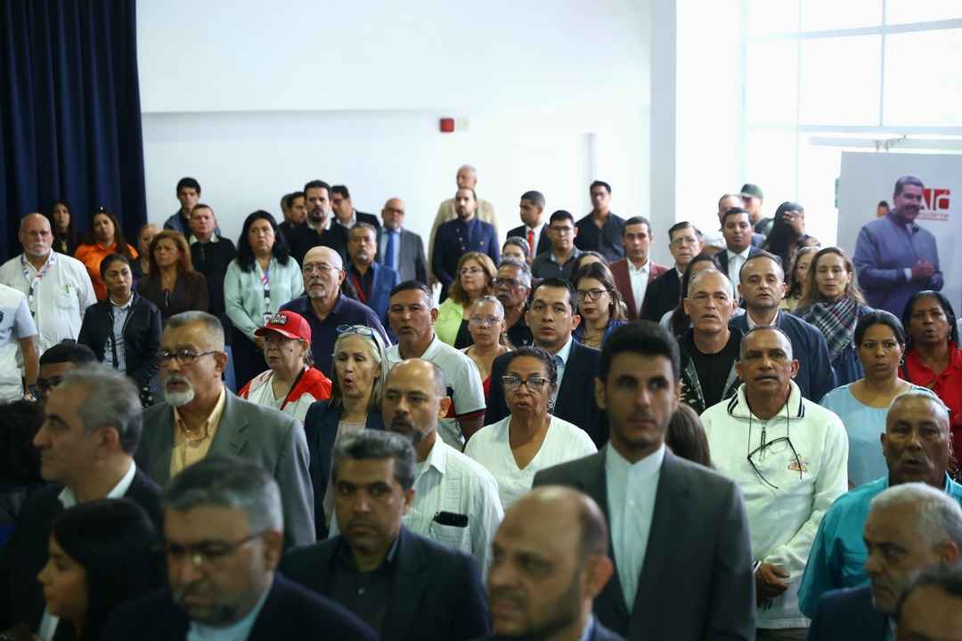 حضور هیأت پارلمانی ایران در دانشگاه ونزوئلا