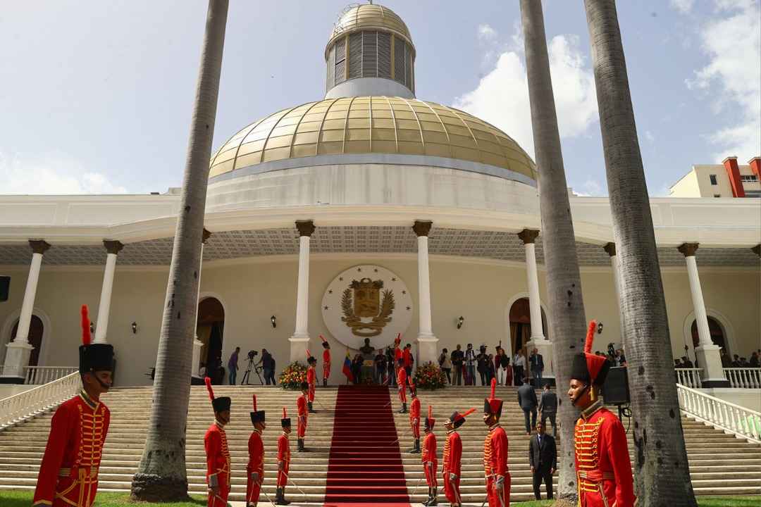 دیدار هیأت پارلمانی ایران با رییس مجلس ونزوئلا
