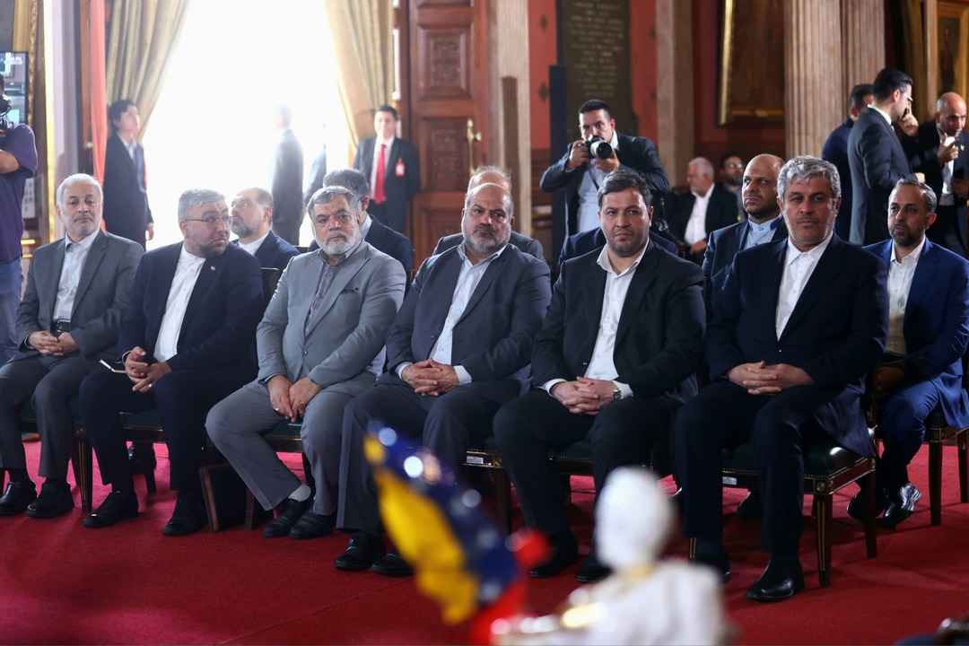 دیدار هیأت پارلمانی ایران با رییس مجلس ونزوئلا