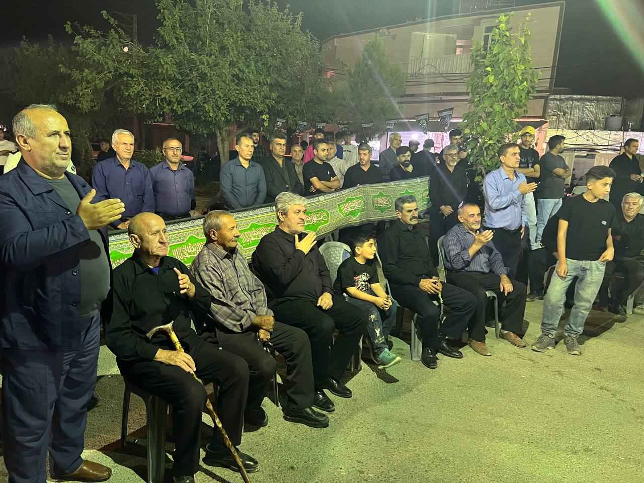 حضور غلامرضا تاجگردون در هیأت‌های عزاداری شب‌های تاسوعا و عاشورا در گچساران و باشت