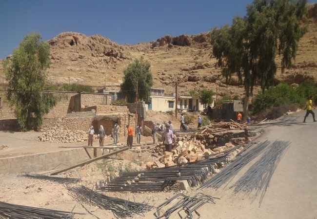  بازدید تاجگردون از پروژه‌های عمرانی شهرستان باشت و روستاهای اطراف