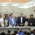 حضور غلامرضا تاجگردون در جمع سادات امامزاده شاه‌زینعلی