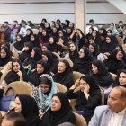 جلسه صمیمی غلامرضا تاجگردون با دانشجویان دانشکده نفت گچساران