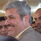 نشست غلامرضا تاجگردون با طایفۀ طاس‌احمدی در گچساران