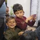 دیدار تاجگردون با مردم شریف برخی از روستاهای پشت کوه باشت