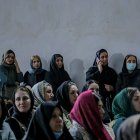 تاجگردون در جمع طایفه دولتیاری: مگر می‌شود رأی گرفت و بعد رفت خوابید؟